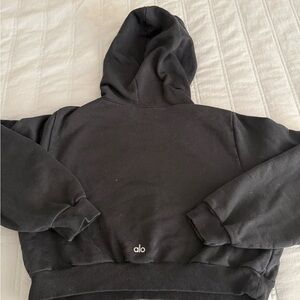 ALO Yoga Sweatshirt